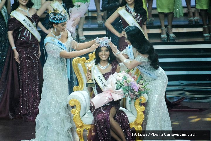Foto: Alda Callista perwakilan Papua Tengah raih mahkota Miss Indonesia 2026